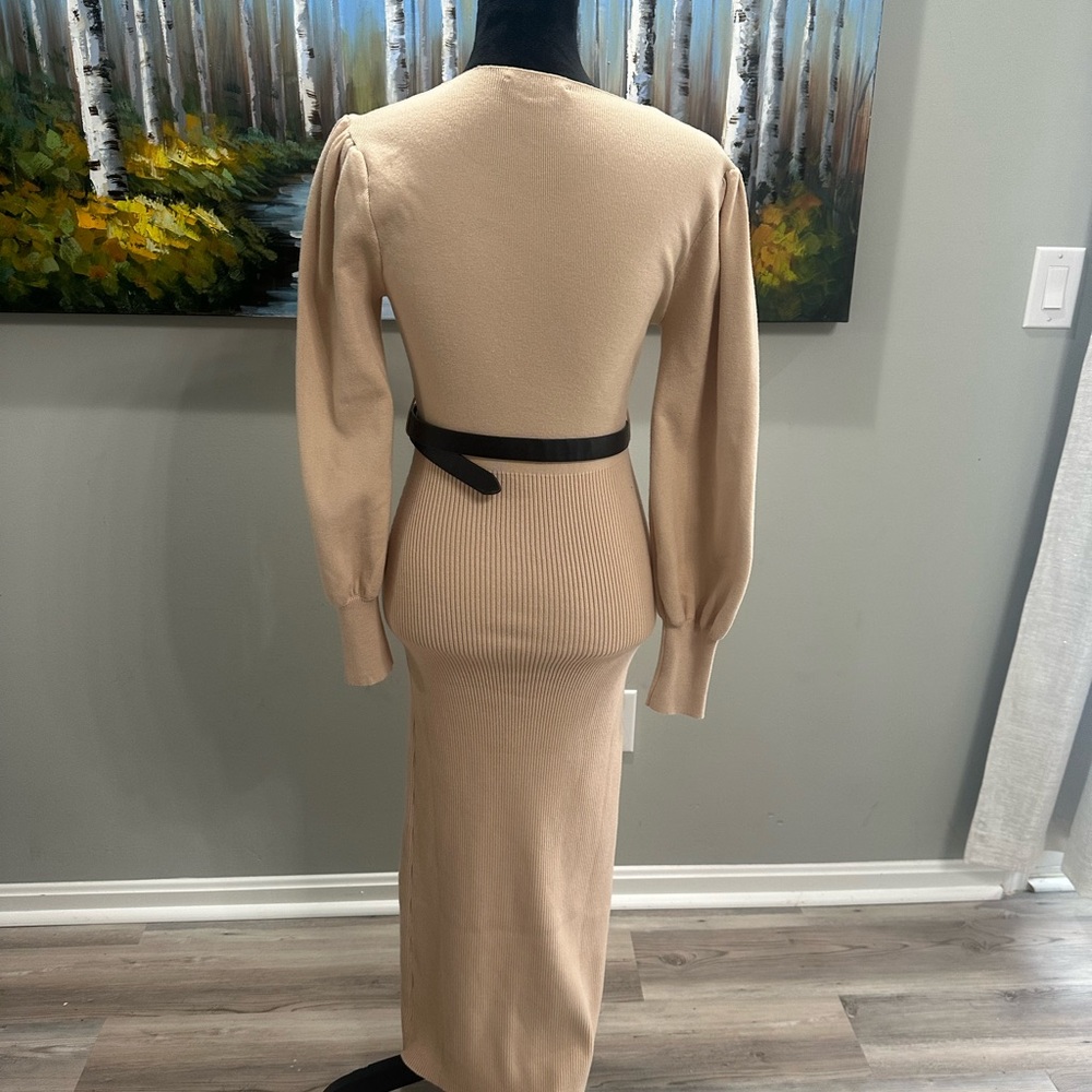 Elegant Long Sleeve  sweater Maxi Dress in Beige - Picture 3 of 3